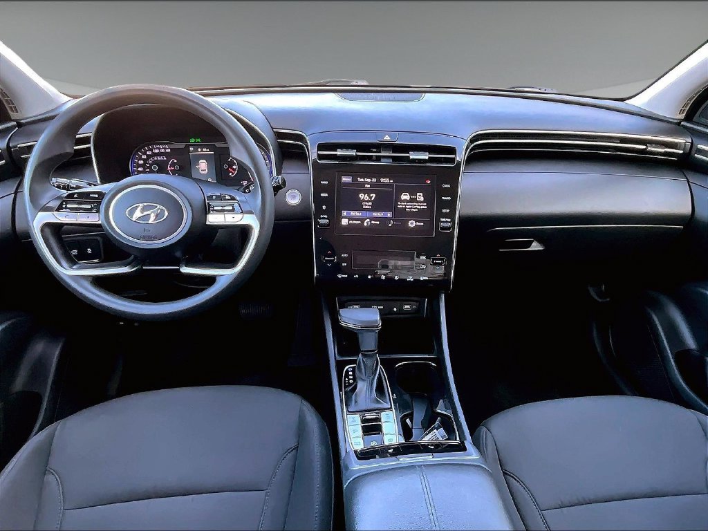 Used 2024 Shimmering Silver Hyundai SEL image 21
