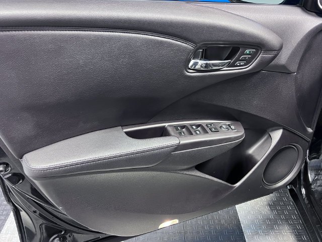 Used 2018 Black Acura Base image 7