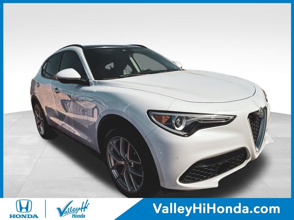 2019 Alfa Romeo Stelvio Sport