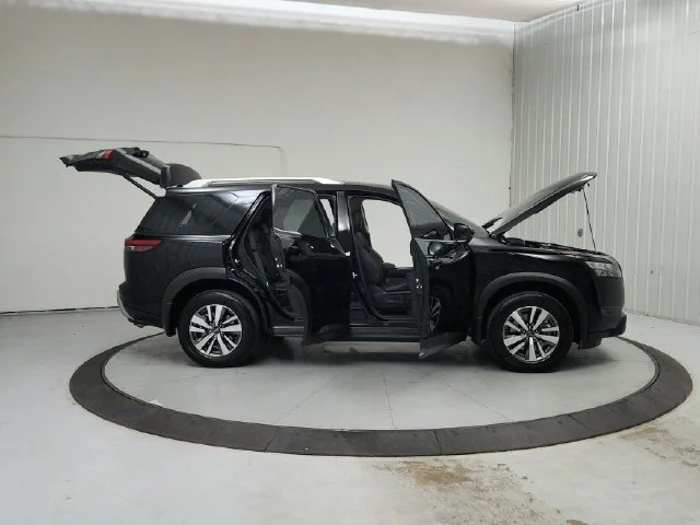 Used 2025 Black Nissan SL image 17