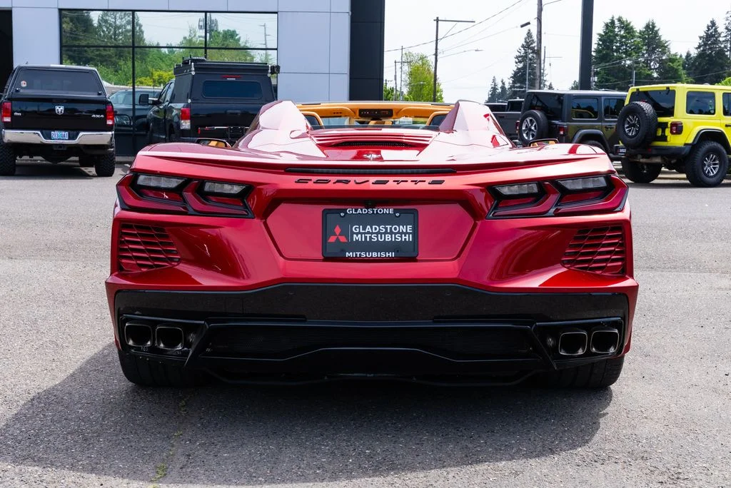 Used 2021 Red Chevrolet Stingray image 5