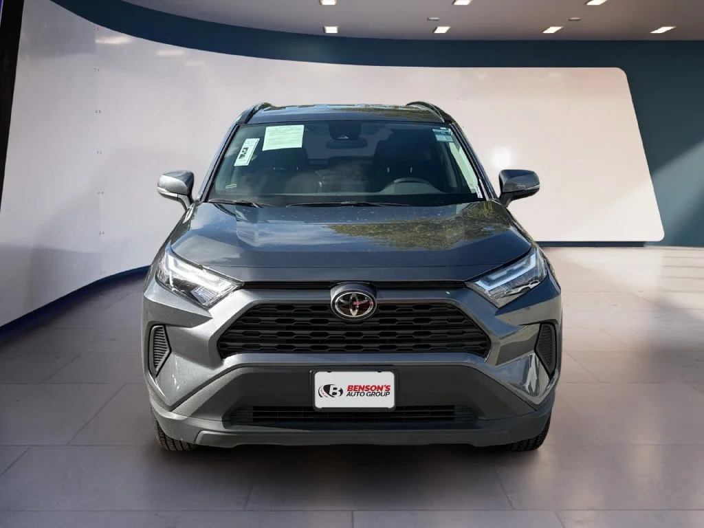 Used 2025 Gray Toyota XLE image 8