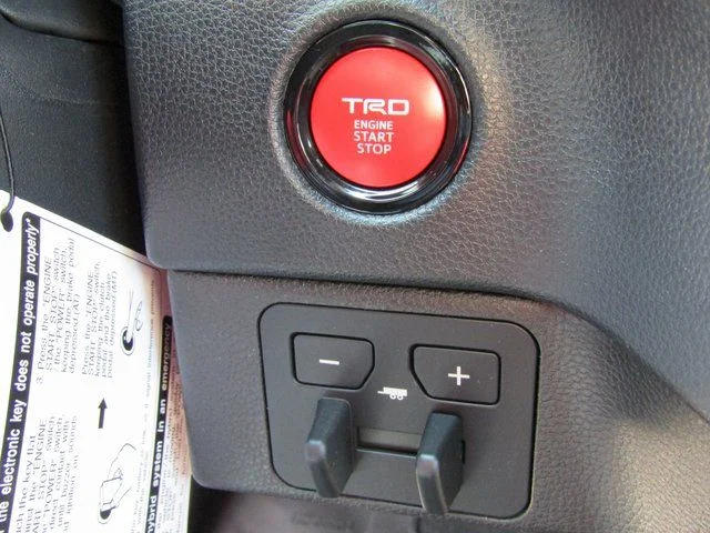 2025 Toyota Tundra SR5 - Photo 17