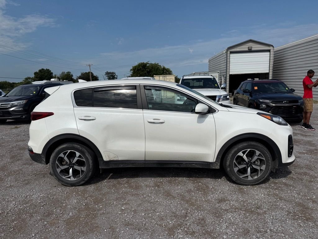Used 2021 White Kia LX image 13
