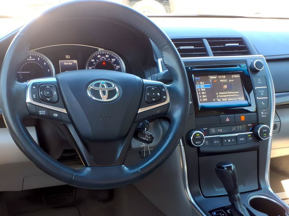Used 2015 Attitude Black Toyota XLE image 11