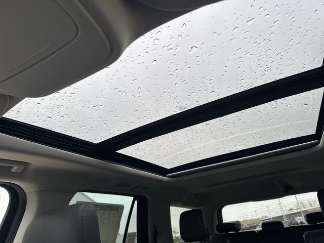 New 2026 Dark Matter Gray Metallic Ford Active image 3