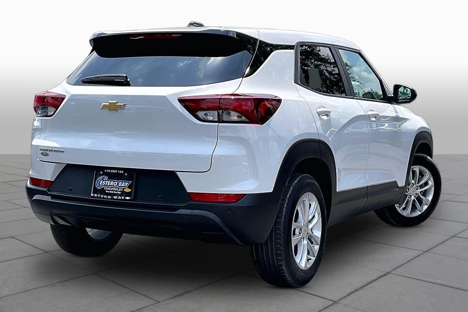 2025 Chevrolet Trailblazer LS - Photo 13