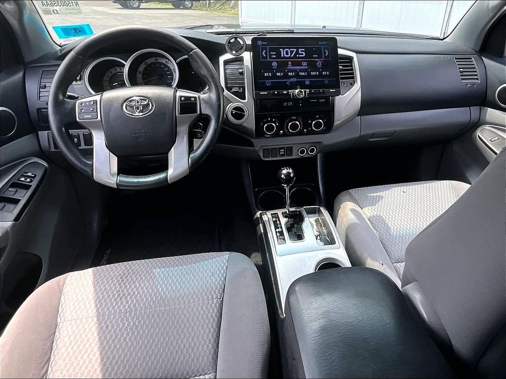 Used 2013 Black Toyota Base image 21