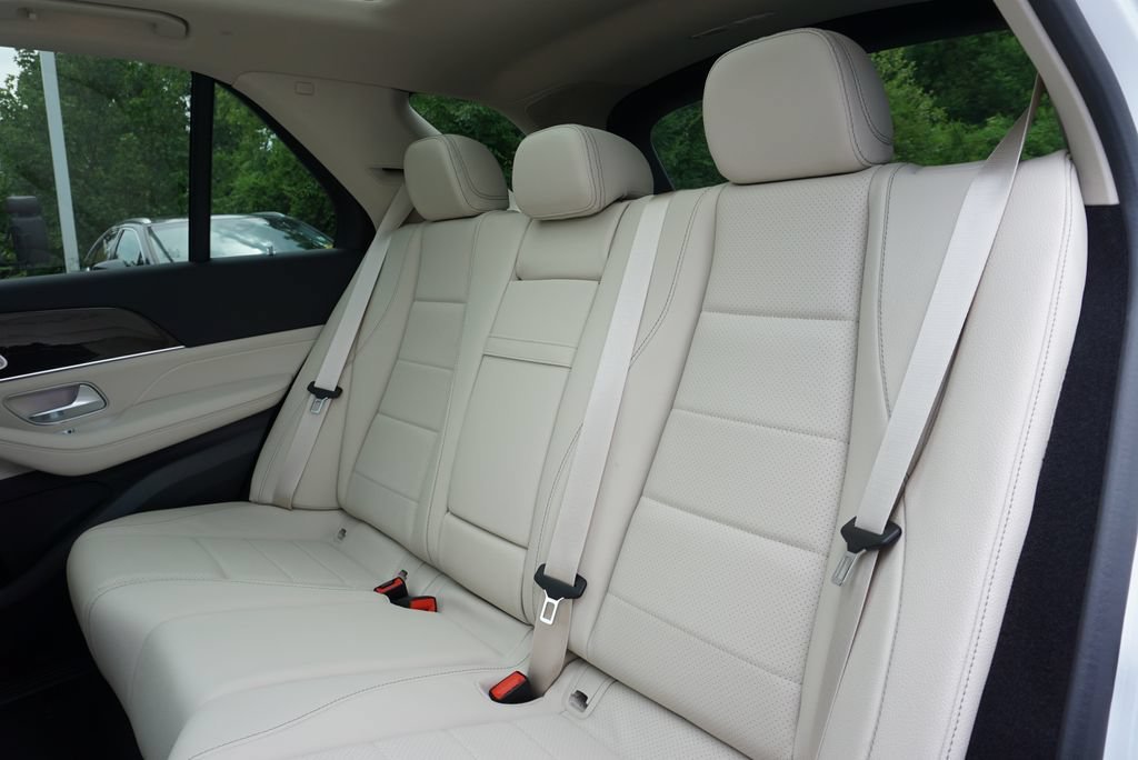 New 2026 Polar White Mercedes-Benz GLE 350 image 14