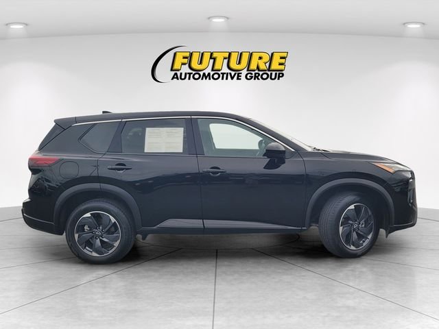 Used 2025 Black Nissan SV image 3