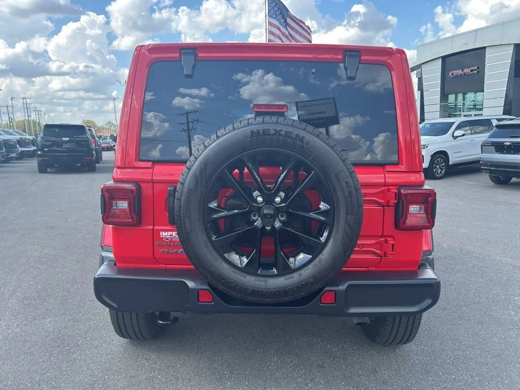 Used 2025 Red Jeep Sahara image 4