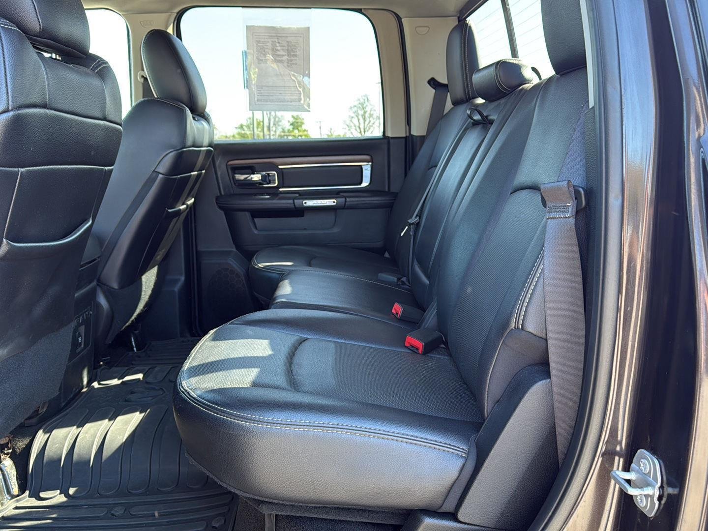 Used 2017 Luxury Brown Pearlcoat Ram Laramie image 11
