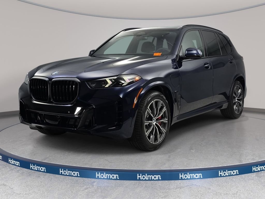 2026 BMW X5 xDrive50e's photo