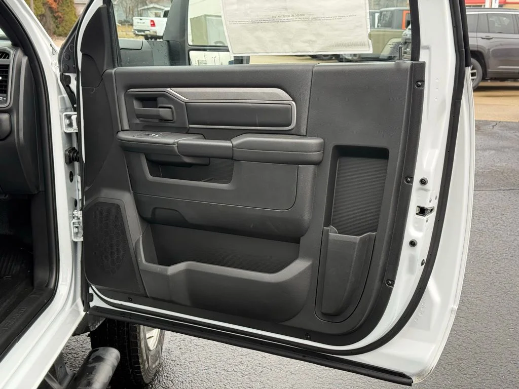 New 2026 Bright White Clearcoat RAM Tradesman image 23