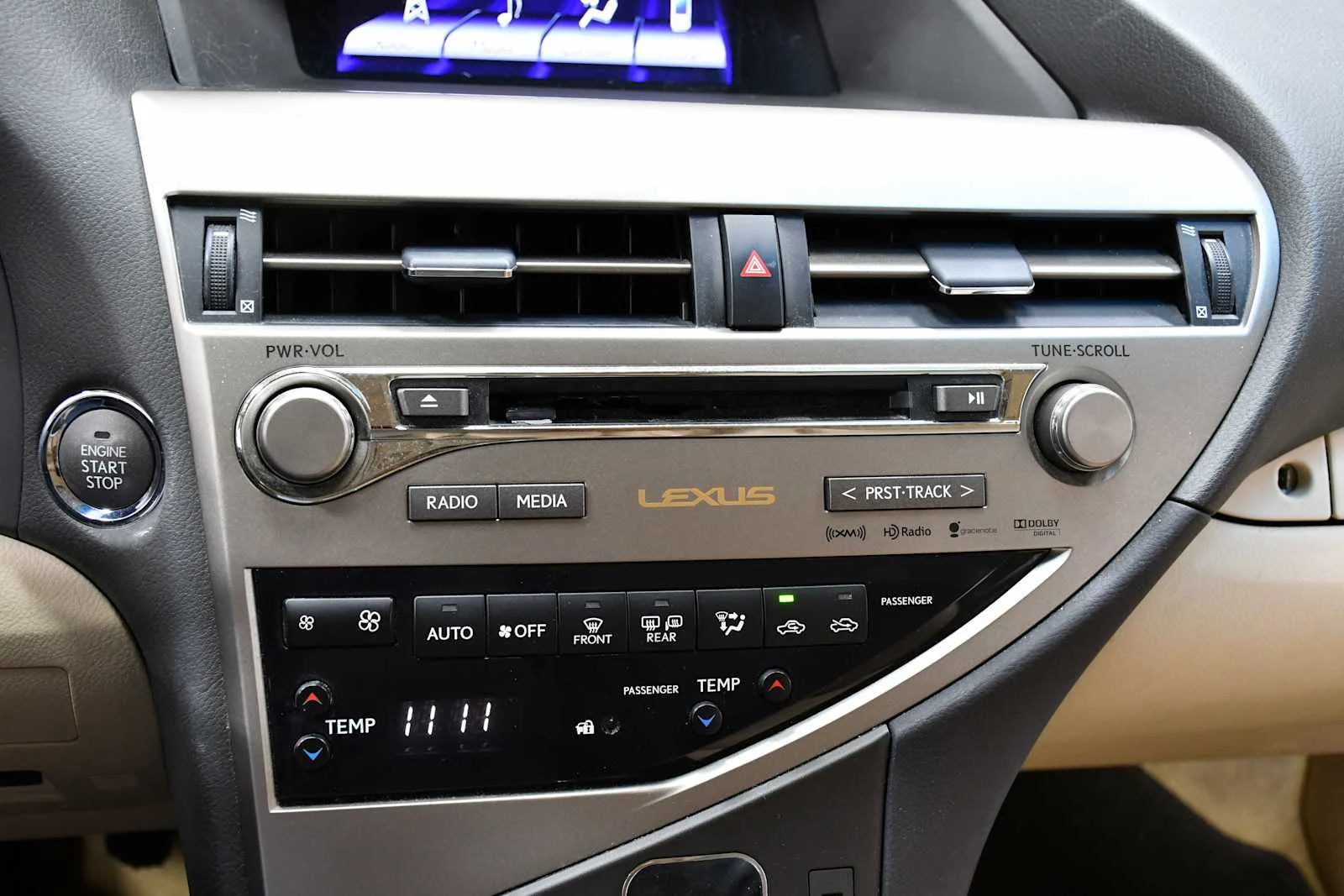 Used 2014 Claret Mica Lexus  image 20
