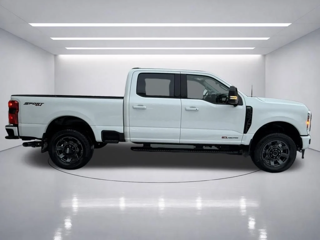 Used 2024 Star White Metallic Tri-Coat Ford Lariat image 8