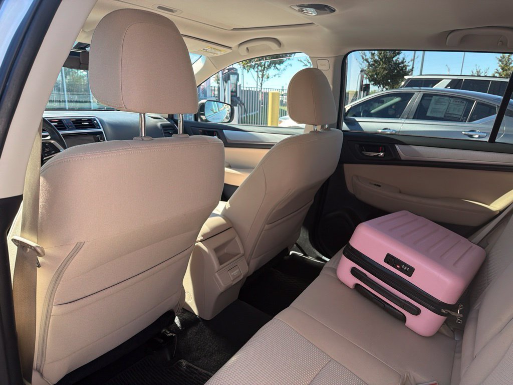 Used 2018 Gray Subaru 2.5i Premium image 11