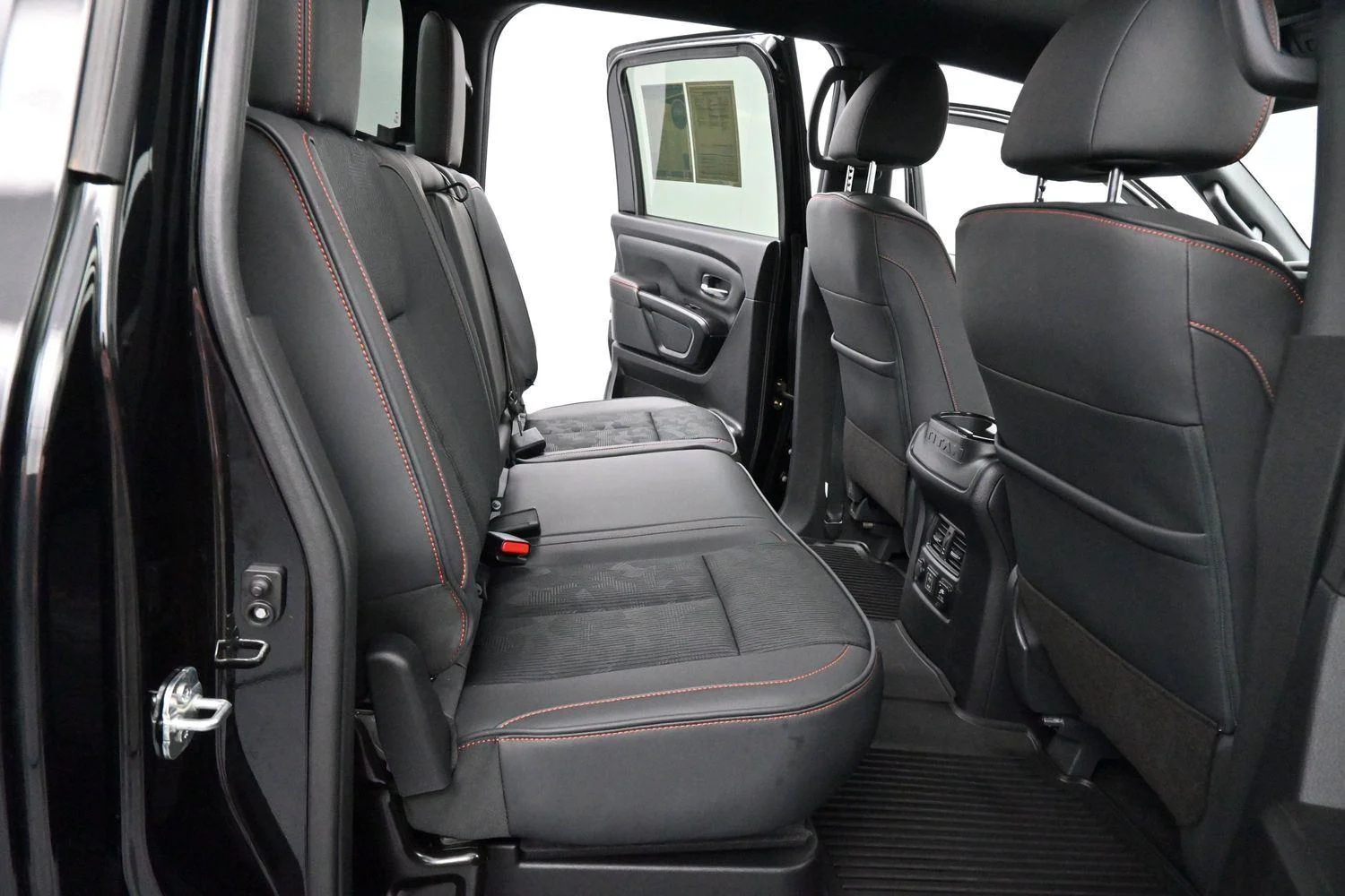 Used 2024 Super Black Nissan PRO-4X image 32