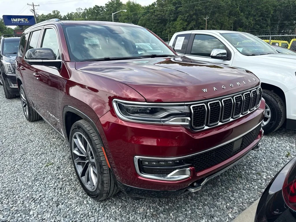 Used 2024 Red Jeep Series III image 2