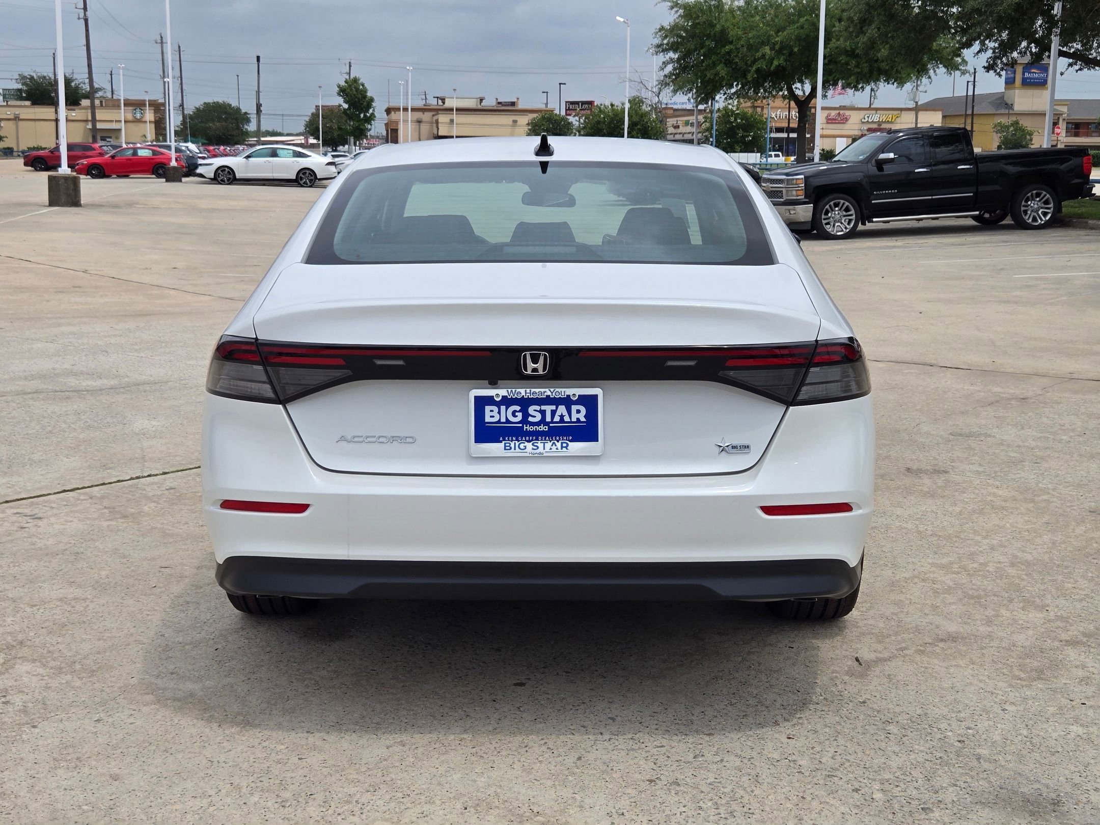 New 2026 Platinum White Pearl Honda SE image 5