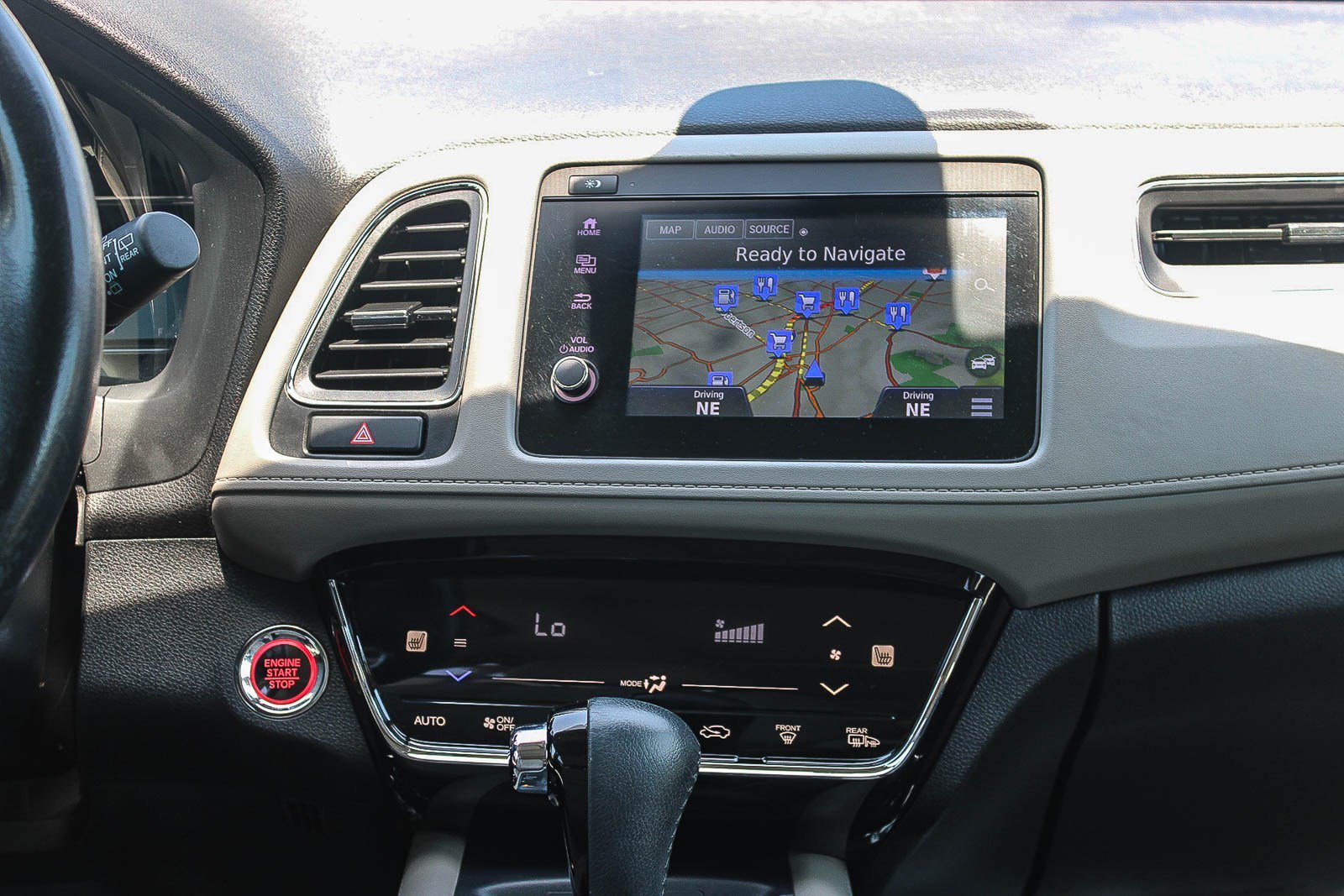 Used 2019 Platinum White Pearl Honda Touring image 13