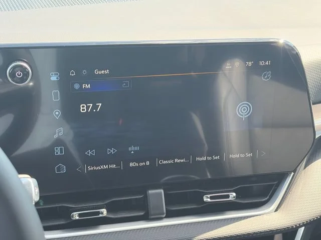 New 2027 Summit White Chevrolet LT image 21