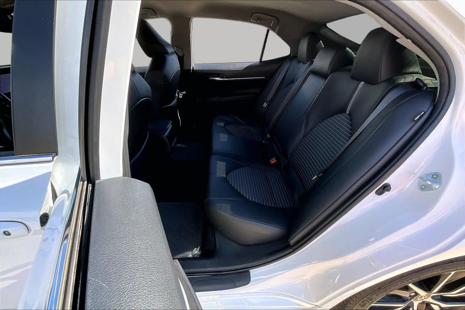 Certified Used 2023 Ice Cap Toyota SE image 17