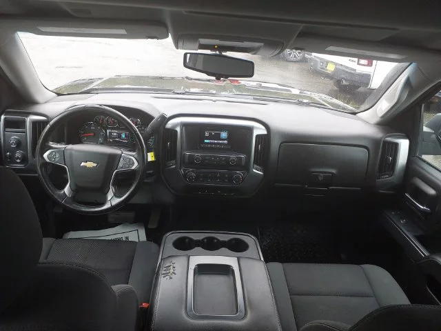 Used 2014 Black Chevrolet LT image 21