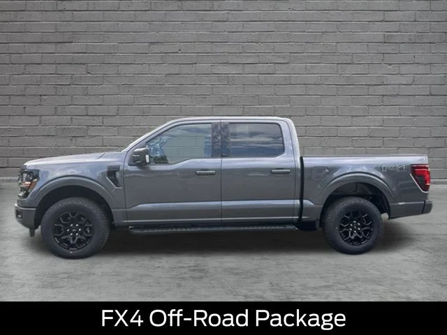 New 2026 Carbonized Gray Metallic Ford XLT image 4