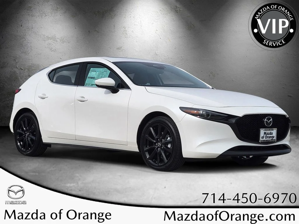 2026 Mazda CX-3 Premium MT 5-Door SKYACTIV's photo