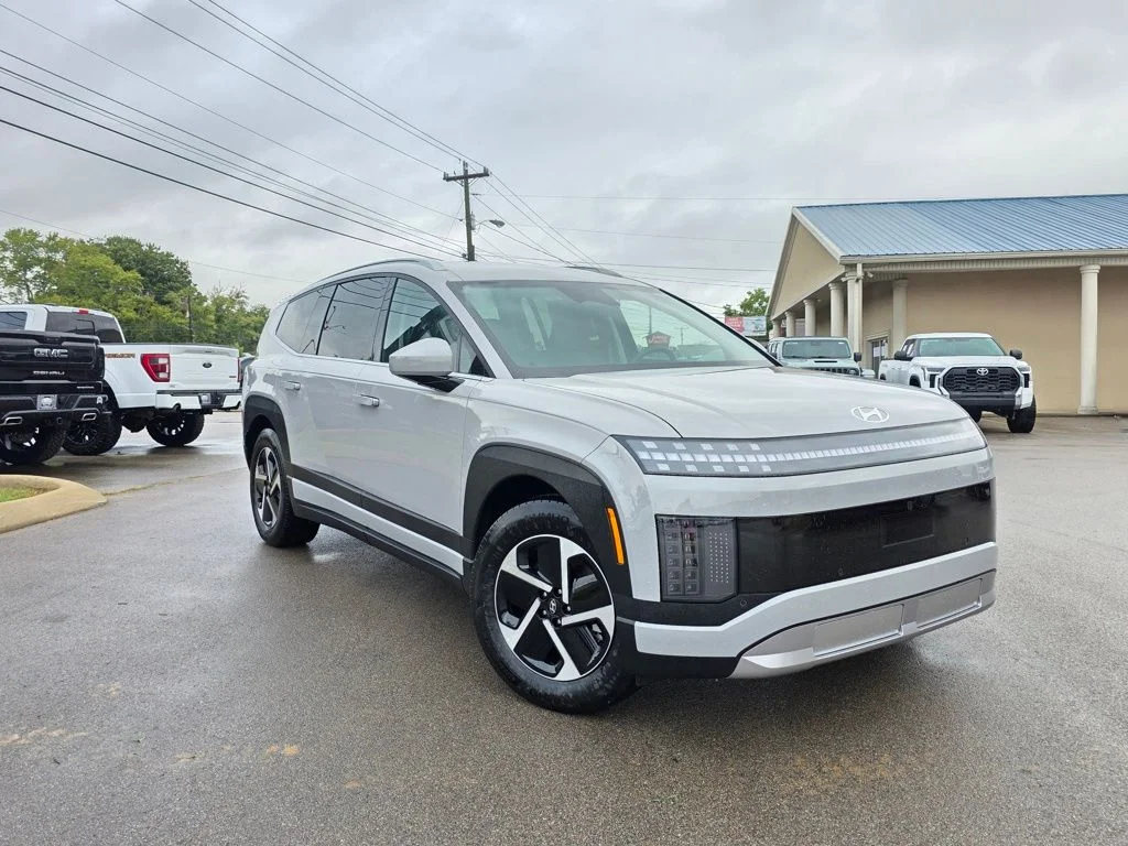 New 2026 Cyber Gray Hyundai SE image 1