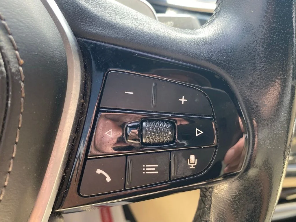 Used 2019 Blue Toyota LE image 27