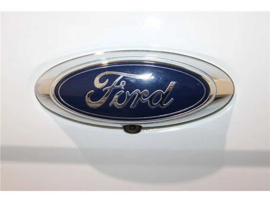 Used 2022 White Ford XL Pickup 4D 5 ft image 18