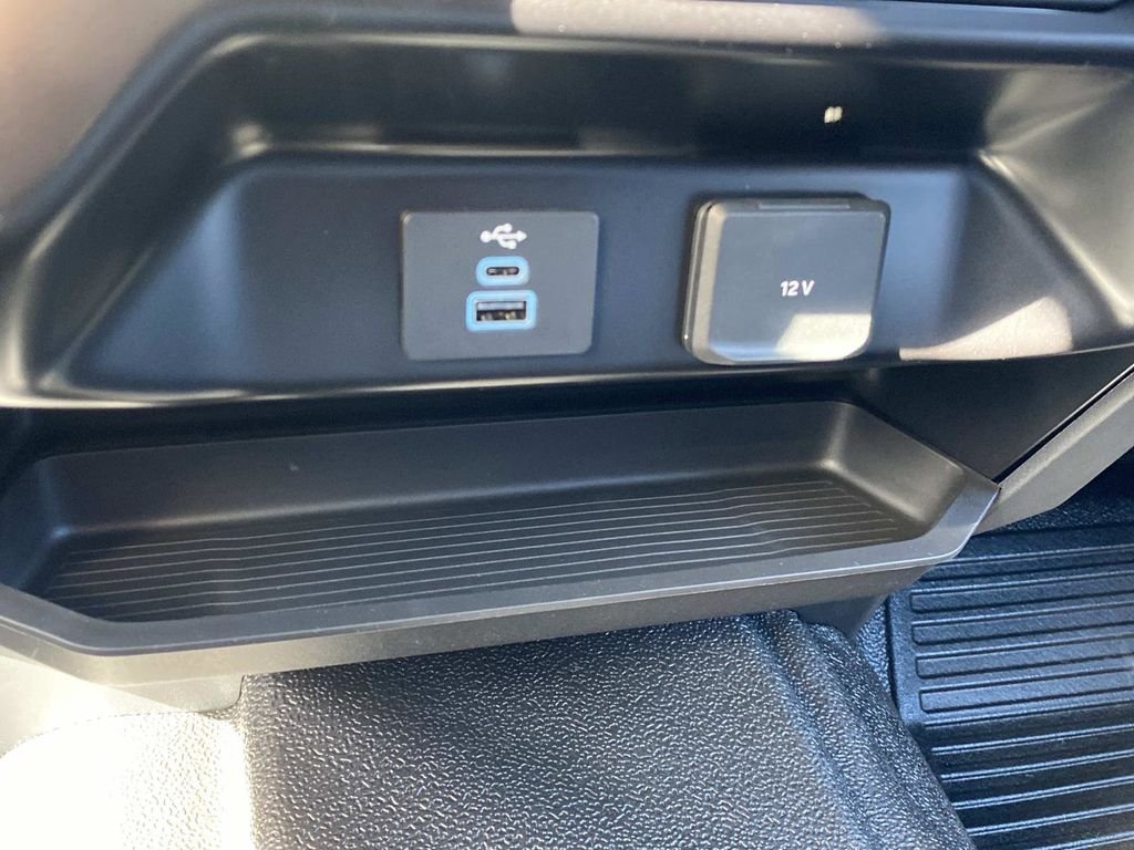 New 2026 Oxford White Ford F-450® XL image 19