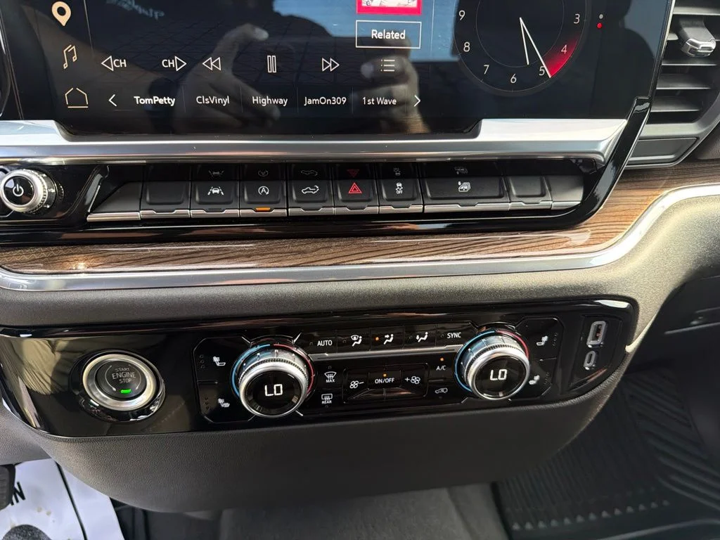 Used 2023 Black GMC Elevation image 15