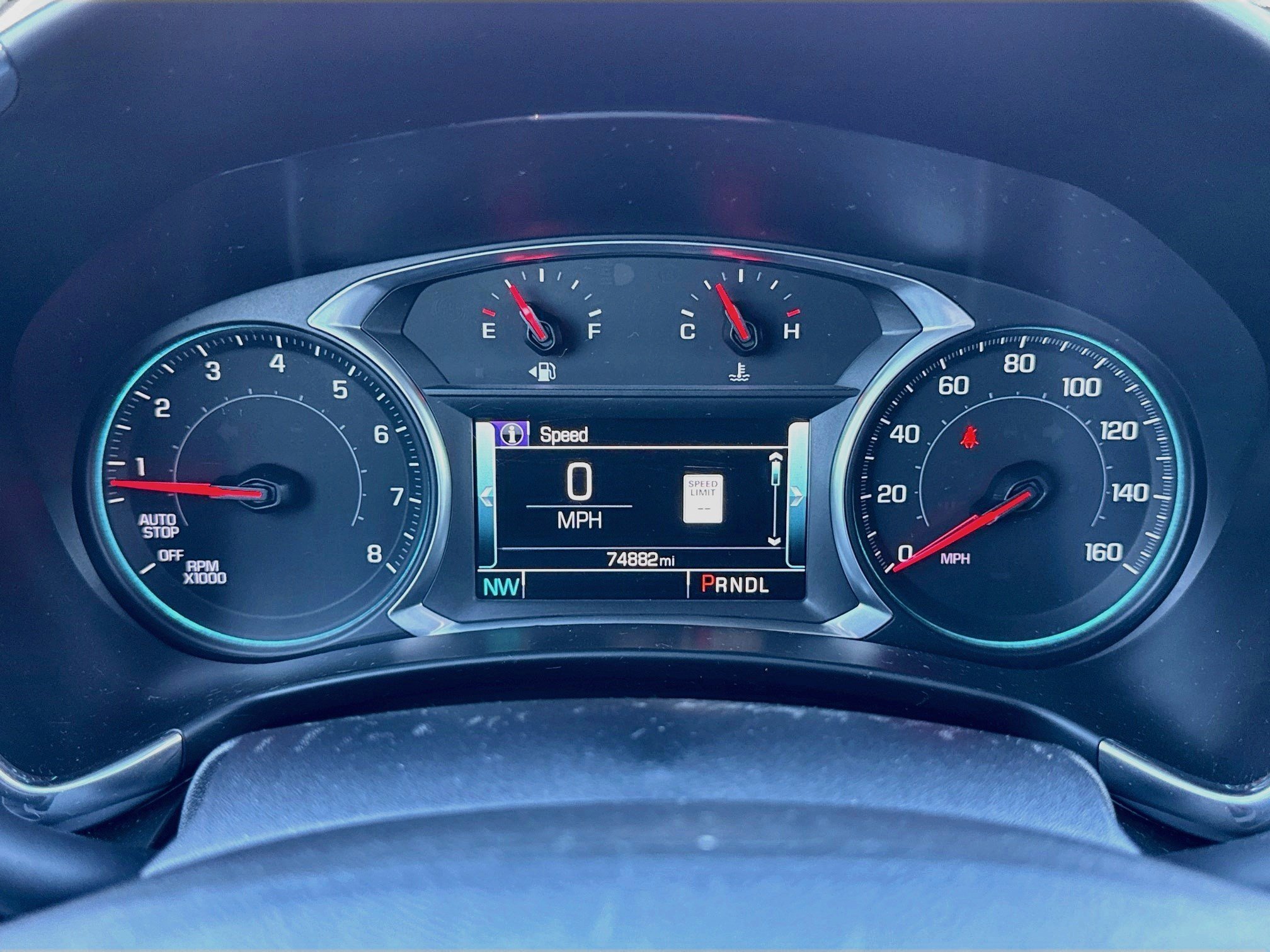 Used 2018 Silver Ice Metallic Chevrolet Premier image 19