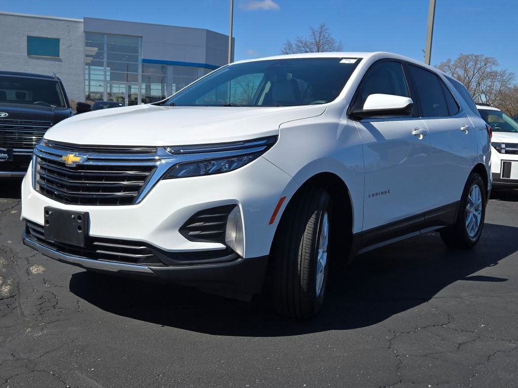 Used 2023 White Chevrolet LT image 5