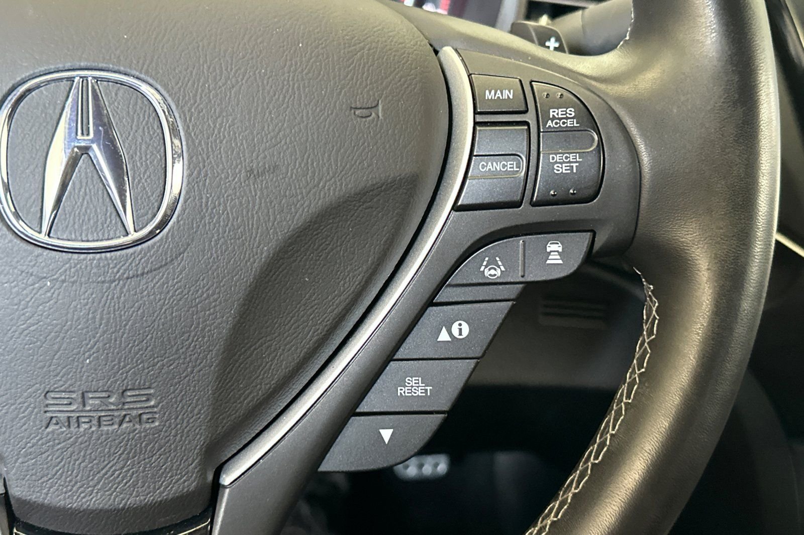 Used 2020 Gray Acura  image 25
