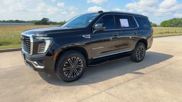 Used 2025 Onyx Black GMC Elevation image 5