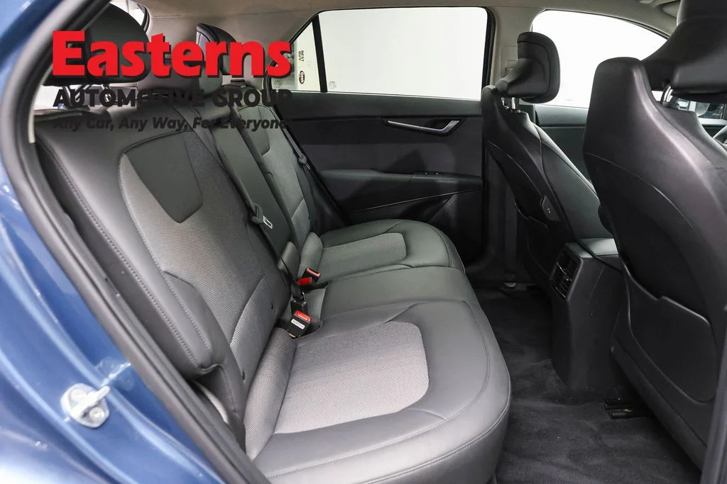 Used 2023 Blue Kia Wind image 22