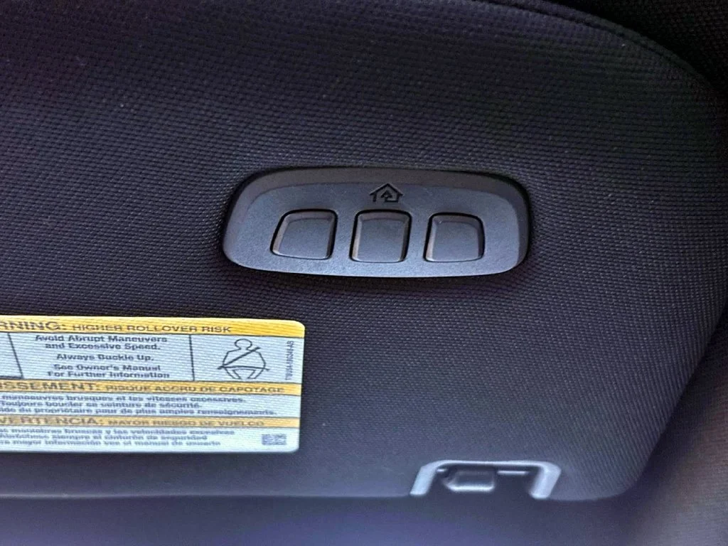 Used 2026 White Metallic Ford Lariat image 34
