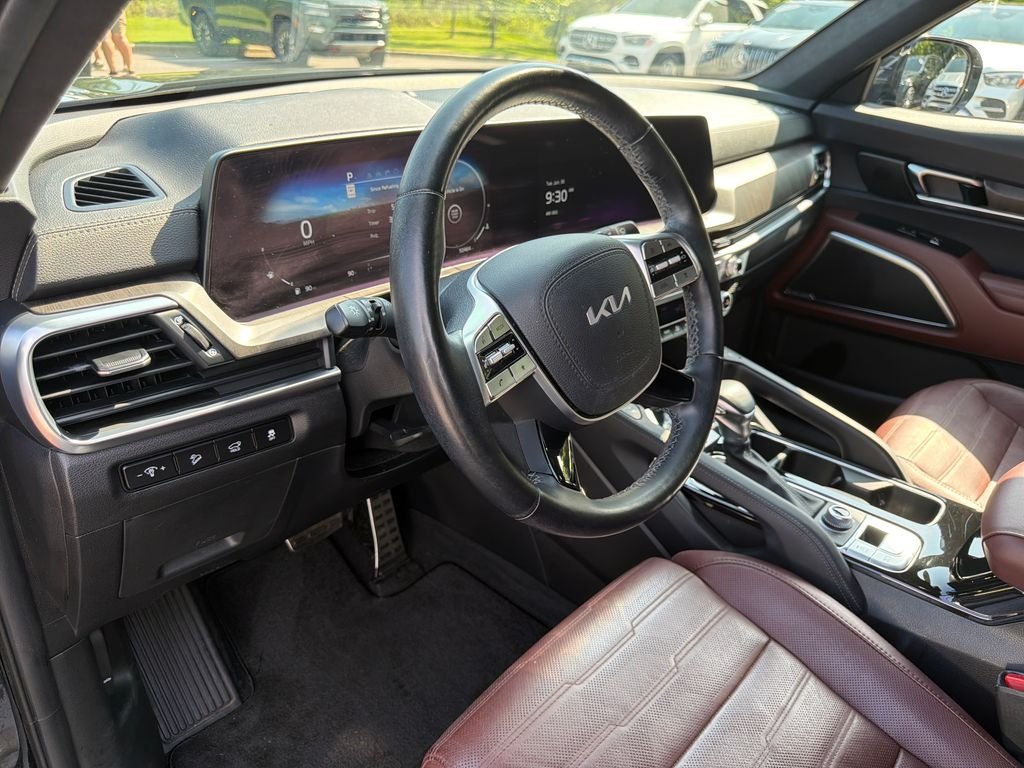 Used 2023 Ebony Black Kia SX-Prestige image 24