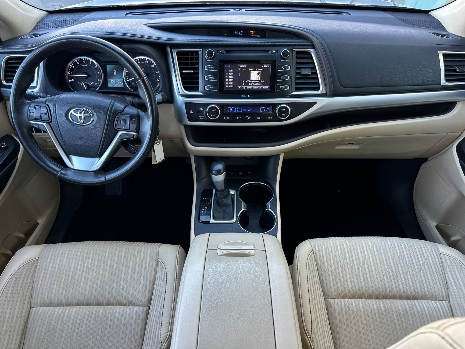 Used 2015 Attitude Black Metallic Toyota LE Plus V6 image 12