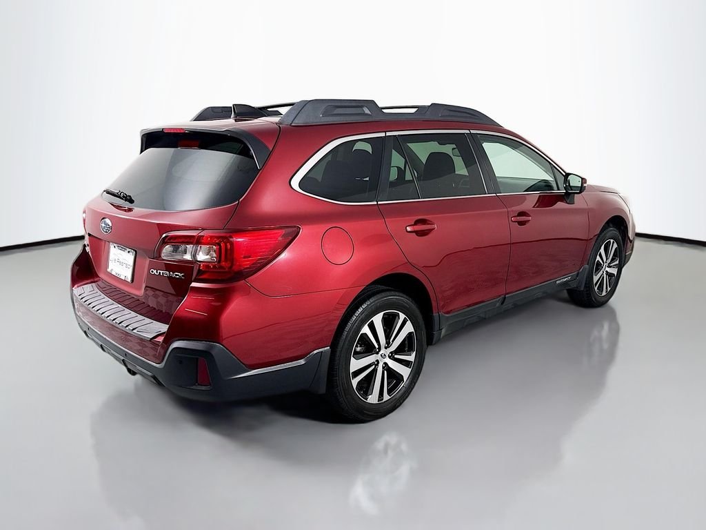 Used 2018 Red Subaru 2.5i image 9