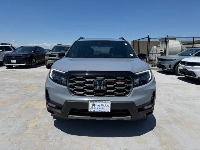 Used 2023 Gray Honda TrailSport image 2