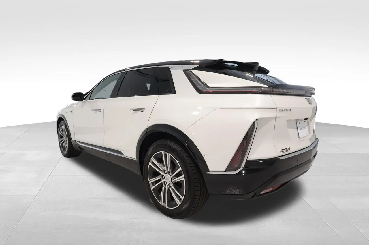 Certified 2024 Cadillac LYRIQ Luxury 1 with VIN 1GYKPPRL9RZ142974 for sale in Springfield, MO