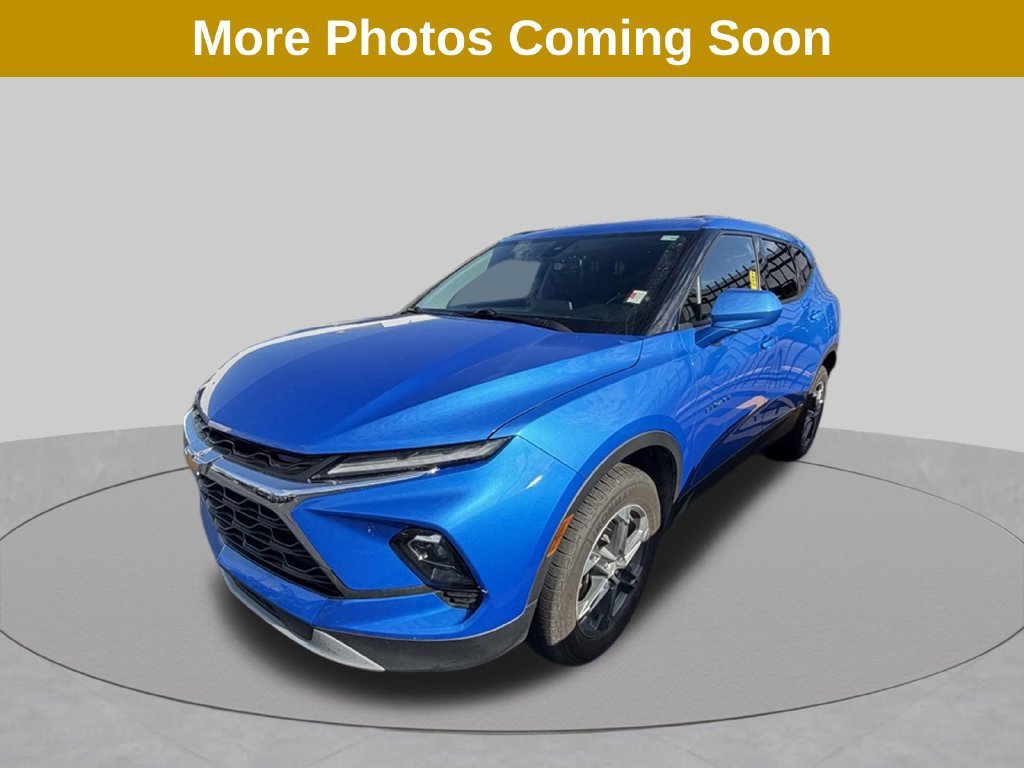 Used 2025 Riptide Blue Metallic Chevrolet 2LT image 2