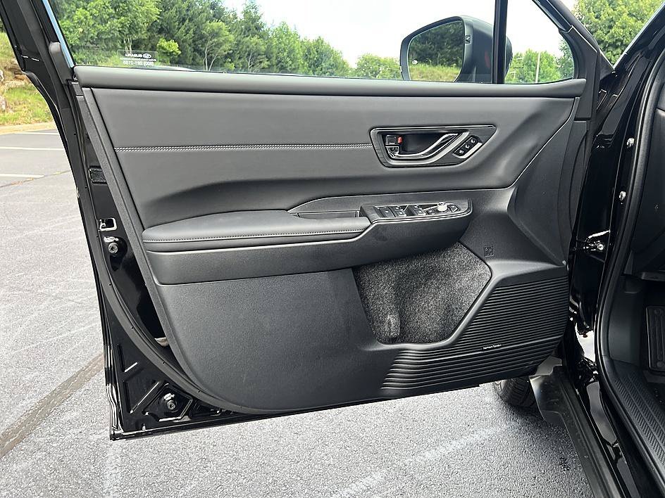New 2026 CRYSTAL BLACK SILICA Subaru Touring XT image 9