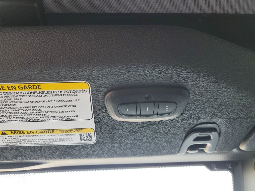 Used 2025 White Jeep Sport S image 35