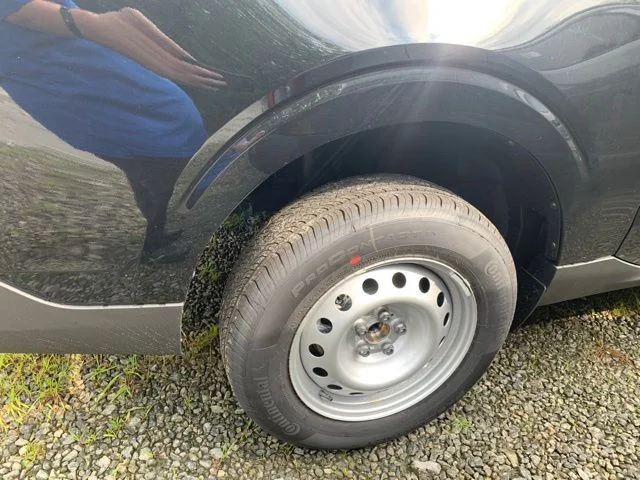 New 2026 Gray Ford XL image 8